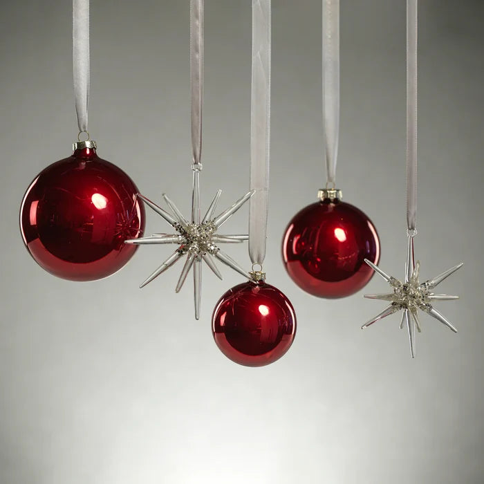 GLASS 3 D SNOWFLAKE- SCLEAR/SILVER 4.75