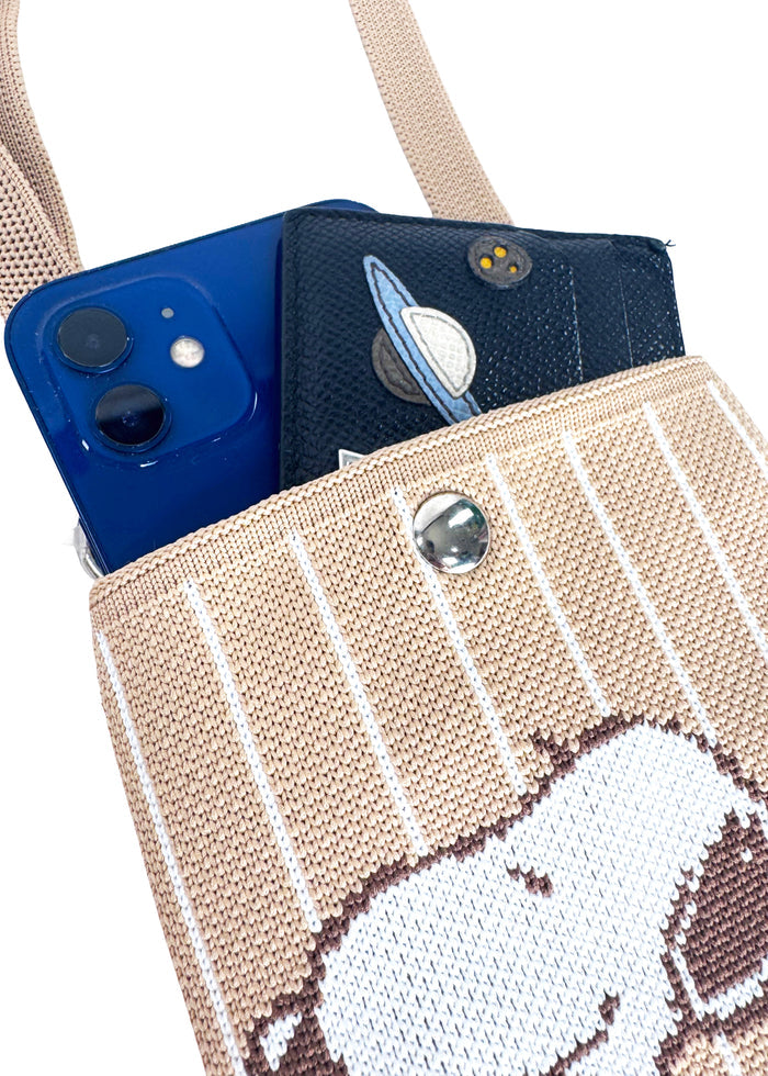 Peanuts Snoopy and Friends Knitted Brown Crossbody in brown with Snoopy and friends jacquard knit design on acrylic crossbody bag — knit detail back