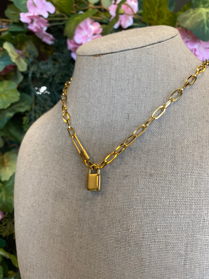 Lock & Clip Chain Necklace