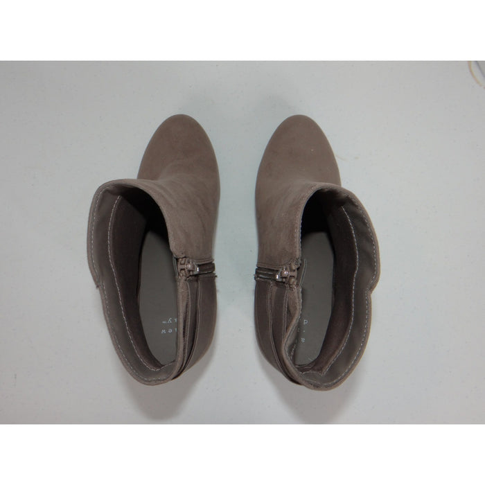 A New Day Taupe Faux Suede Block Heel Ankle Boots Size 8.5 Round Toe Zipper3