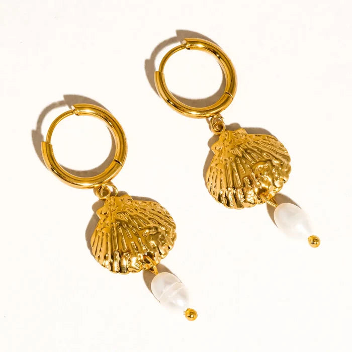 Audace 18K Gold Non-Tarnish Seashell Pearl Drop Earring