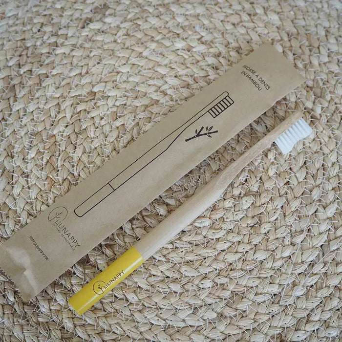 Brosse à dents en bambou - ADULTES - Lilinappy