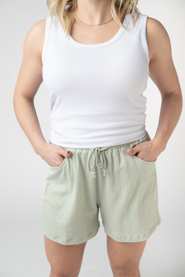 Candice Crinkle Shorts - Light Green