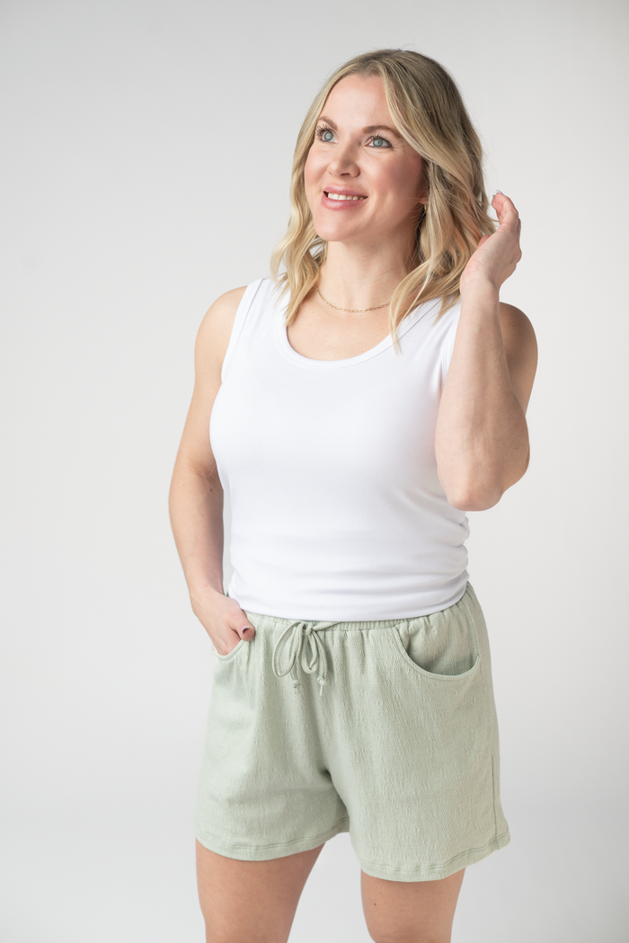 Candice Crinkle Shorts - Light Green
