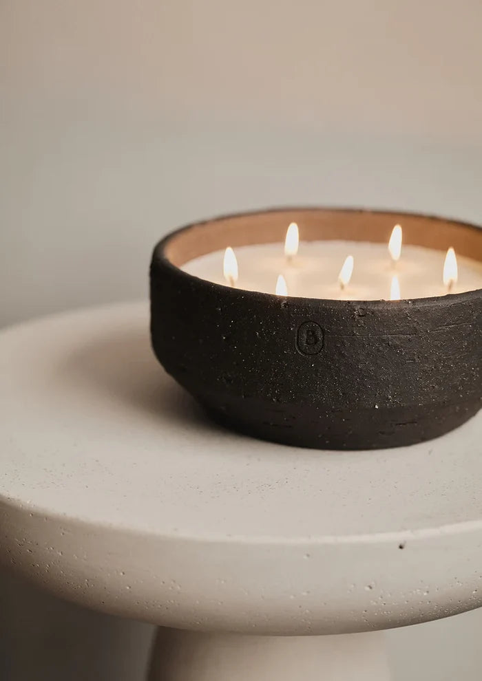 (CHARCOAL BLACK, SWEET WOOD , MEDIUM) THE BARRO SERIES - INDOOR CANDLE - SCENTED