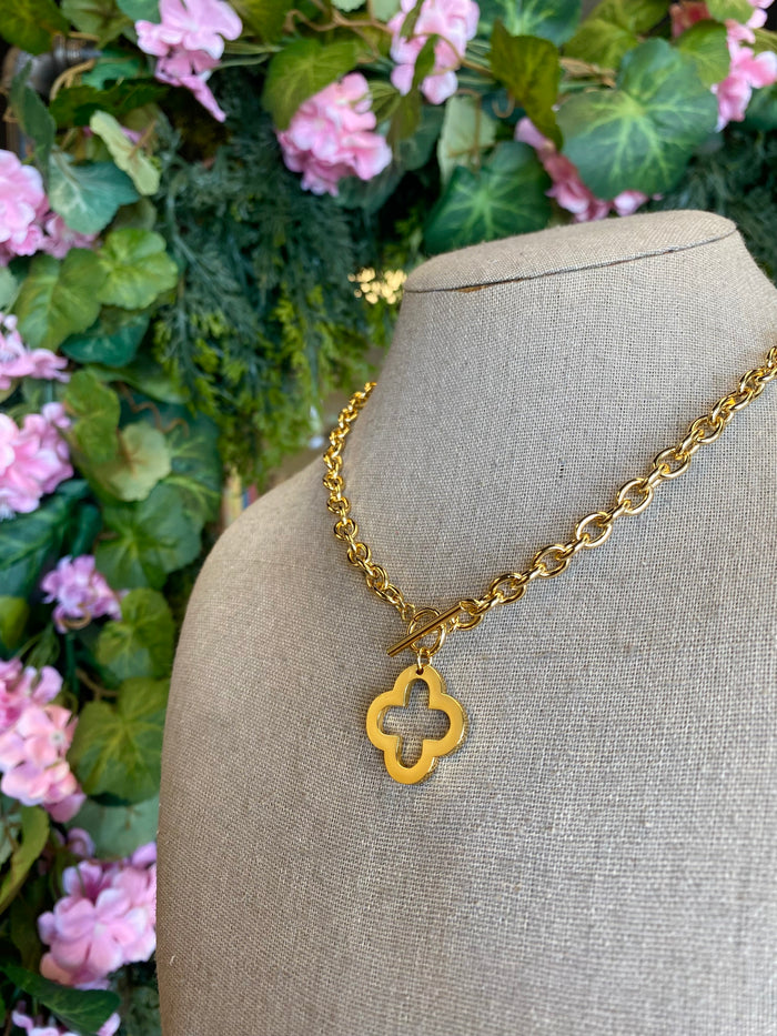 Clover Necklace