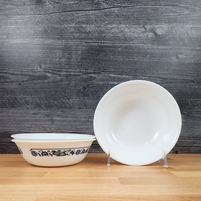 Corelle Corning Old Town Blue Set of 3 Cereal Soup Bowl 6 1/4" 16 cm Floral Rim