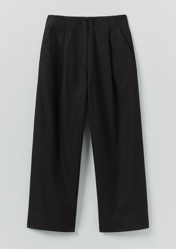 Cotton Wool Herringbone Pleat Front Trousers | Black
