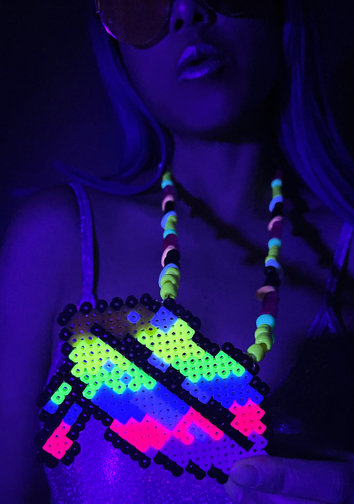 LASR Disko Kiss Lips Rave Kandi Necklace — product view