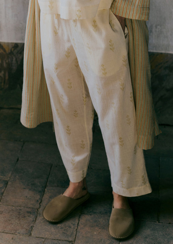 Etched Sprig Print Pyjamas | Ecru/Citrine