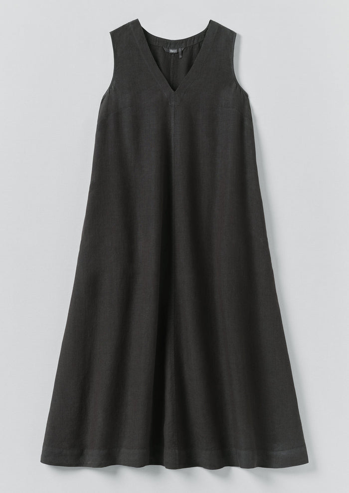 Garment Dyed Linen Sleeveless Dress | Black Pepper