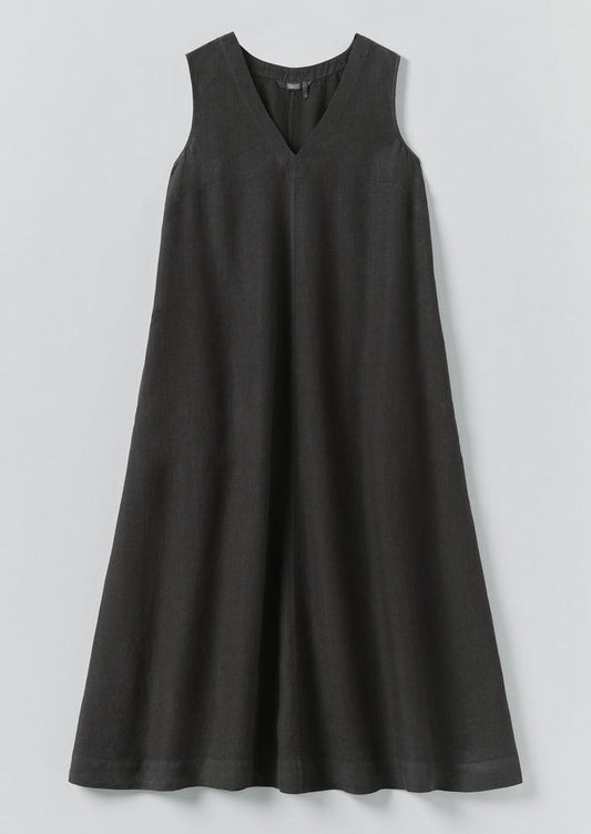 Garment Dyed Linen Sleeveless Dress | Black Pepper