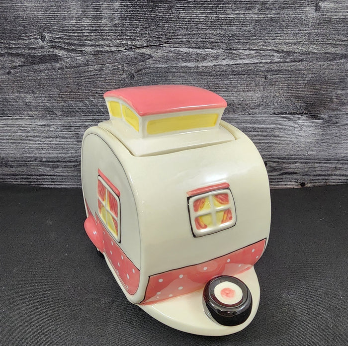 Hello Kitty Retro Camper Cookie Snack Jar Pink Ceramic Blue Sky Embossed Decor