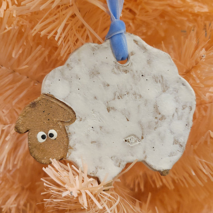 Sheep: Brown/White - Fluffy