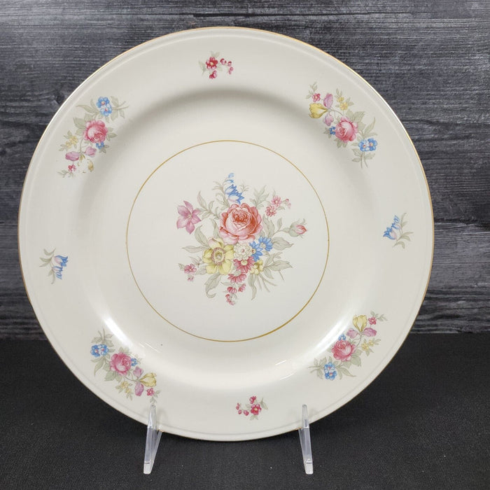 Homer Laughlin Dresden Dinner Plate Eggshell Nautilus Floral 10â€ USA