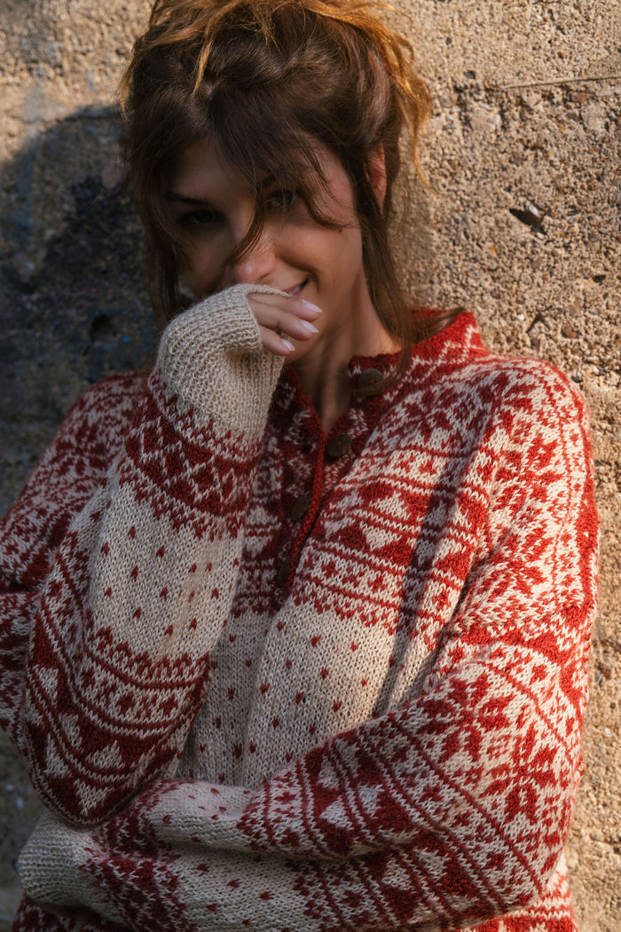 Imogene Oversized Wool Henley in Snowflake Print