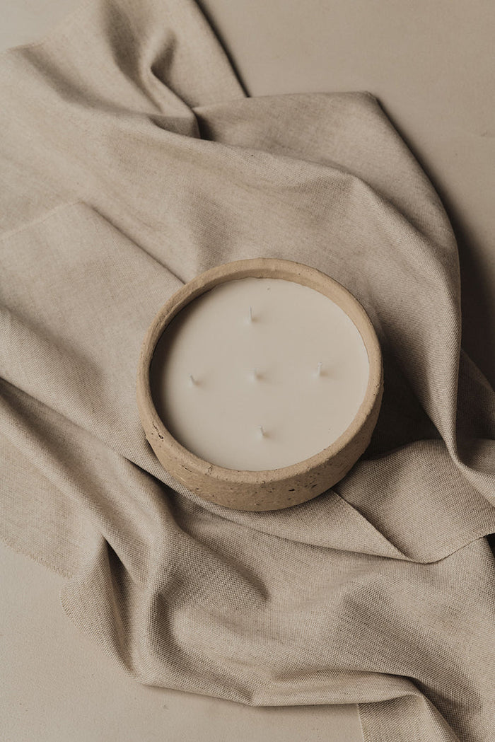 ( IVORY WHITE, SMALL ) THE BARRO SERIES - OUTDOOR CANDLE