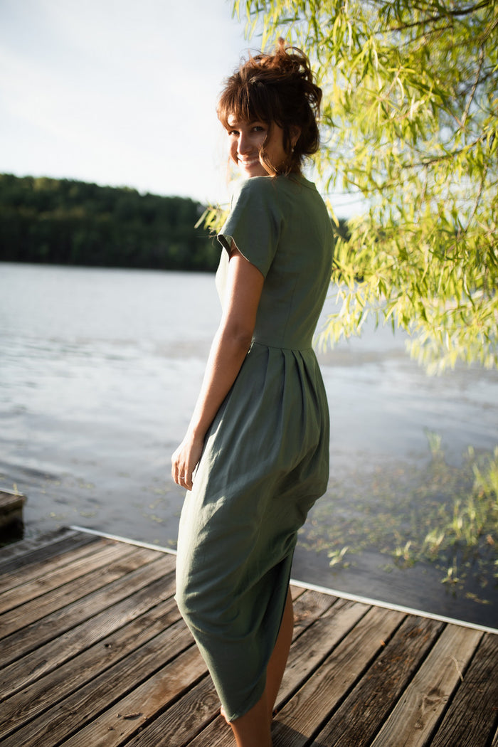 June Dress Short Sleeves in Sage Green Linen/Cotton
