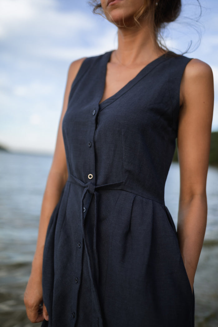 June Dress Sleeveless in Navy Linen - M Left