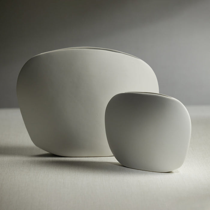 KISUMU ORGANIC SHAPE VASE - SMALL