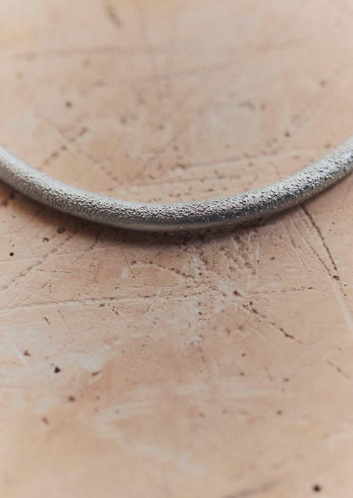 Lindey Tydeman Textured Bangle | Silver