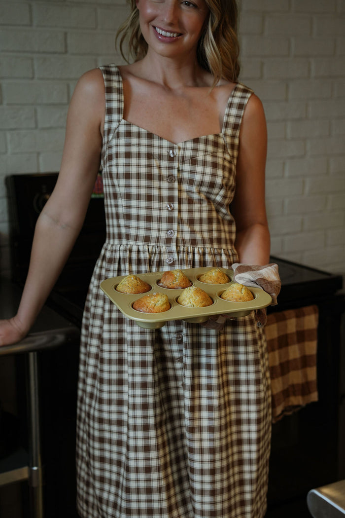 Mia Linen Dress in Brown and Cream Cotton - L Left