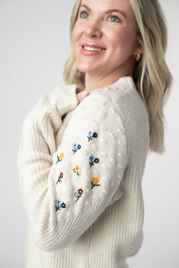 Micro Flower Sweater - Ivory