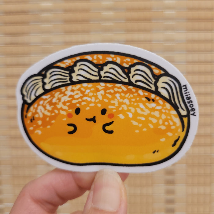 Coconut Cream Bun