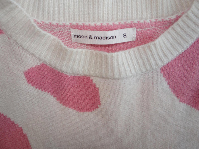 Moon & Madison Cropped Sweater   Pink Smiley Print, Size S1