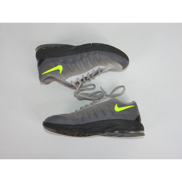 Nike Air Max Invigor GS Grey Neon Lime Green Sneakers 749573 016 Size 1.5Y1