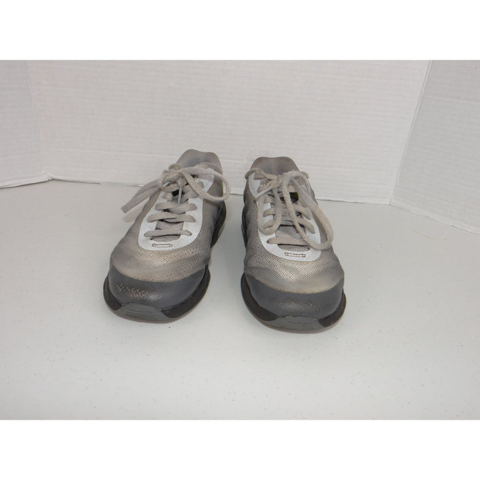 Nike Air Max Invigor GS Grey Neon Lime Green Sneakers 749573 016 Size 1.5Y4
