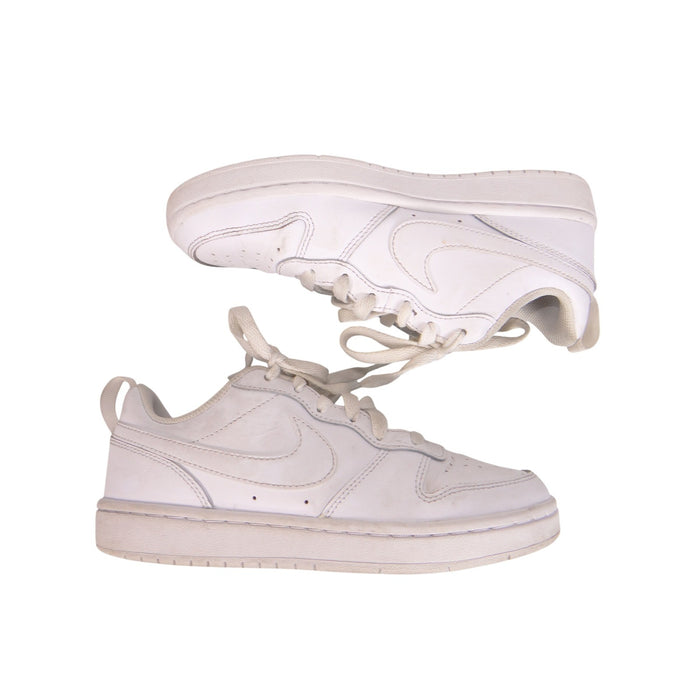 Nike Court Borough Low 2 Triple White Kids Sneakers BQ5448 100 Size 4.5Y0