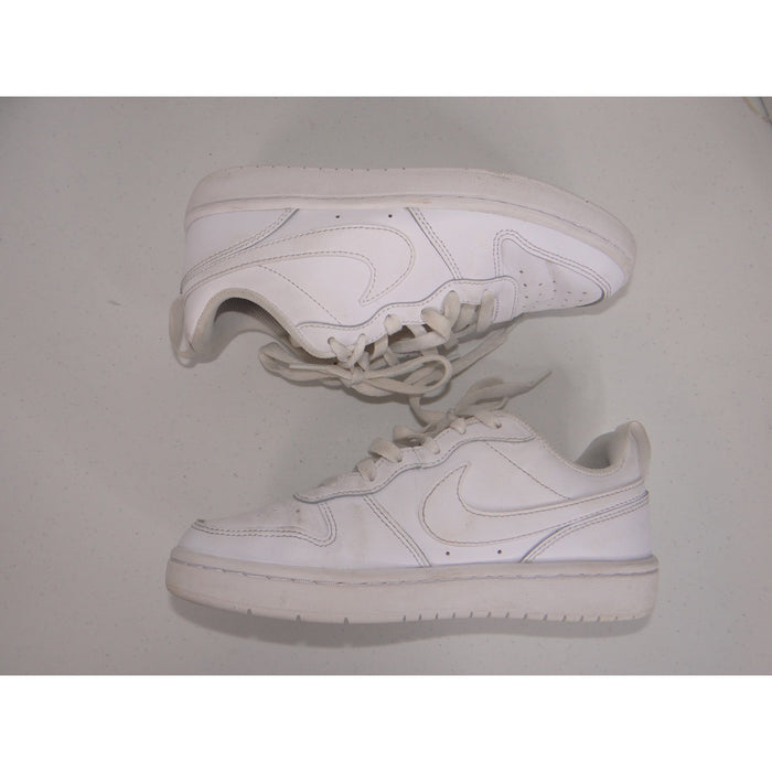 Nike Court Borough Low 2 Triple White Kids Sneakers BQ5448 100 Size 4.5Y1