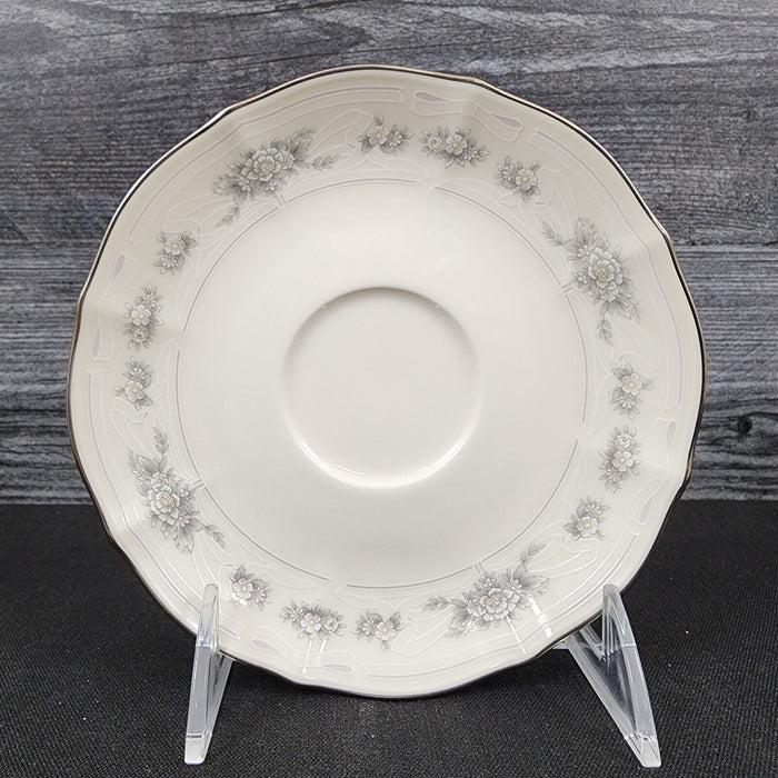 Noritake Southern Lace Saucer Set of 3 Ivory Flower Ribbons Vintage Ceramic 7301