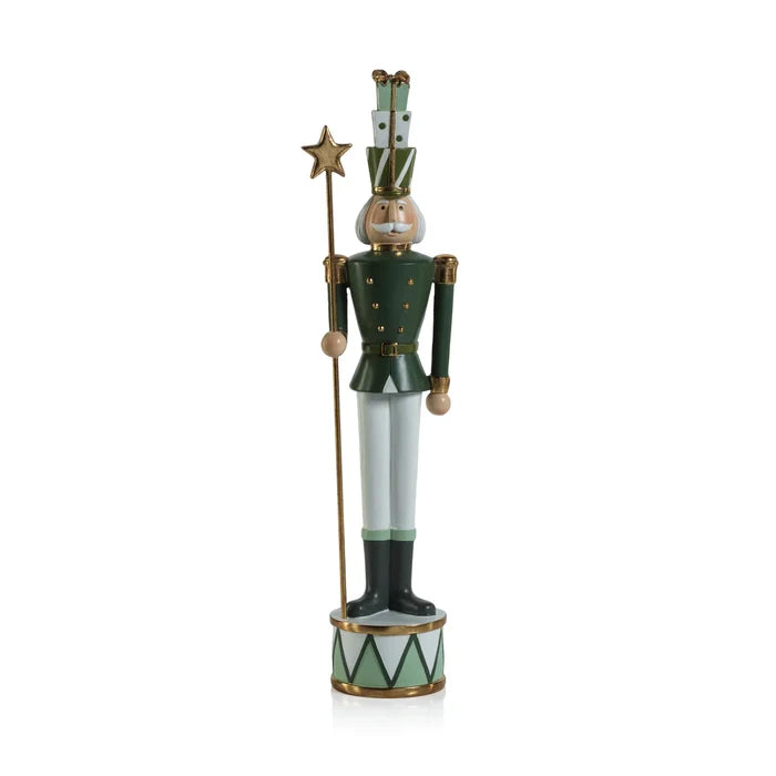 NUTCRACKER SOLDIER W/ STAR, 18