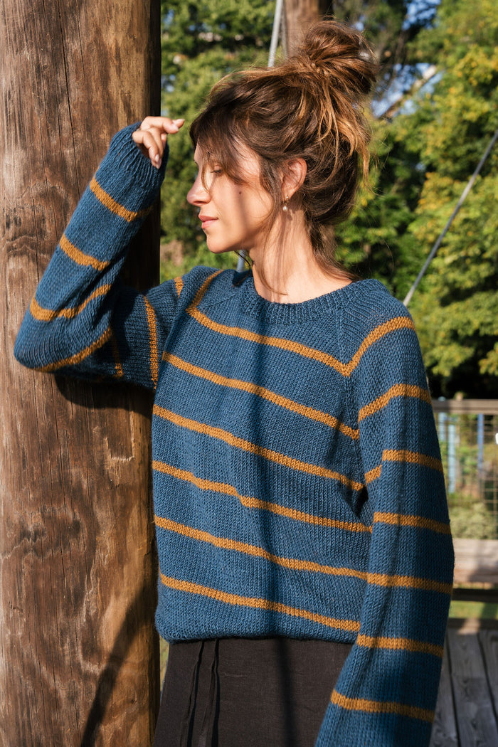 Roslin Wool Pullover in Indigo and Moss