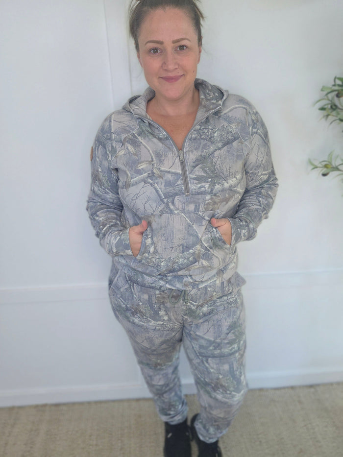 Shorter Halfzip Hoodie - Camo