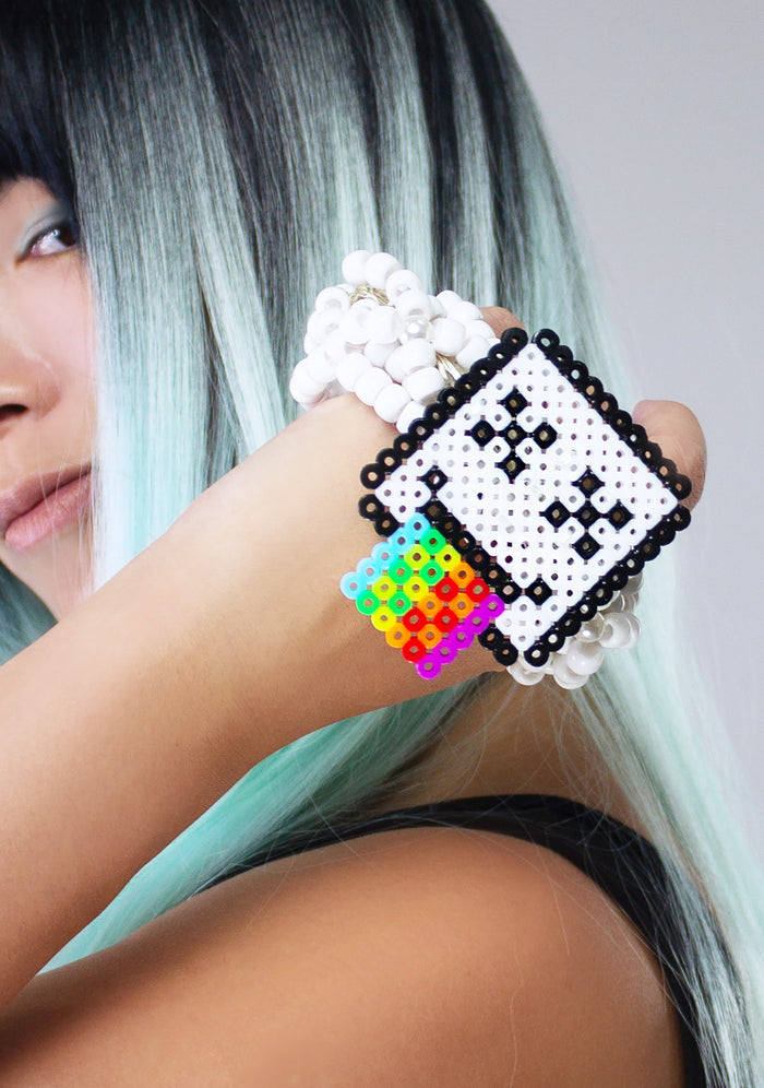 LASR Silly Emoticon Light Up Pendant Rave Kandi Bracelet — product view