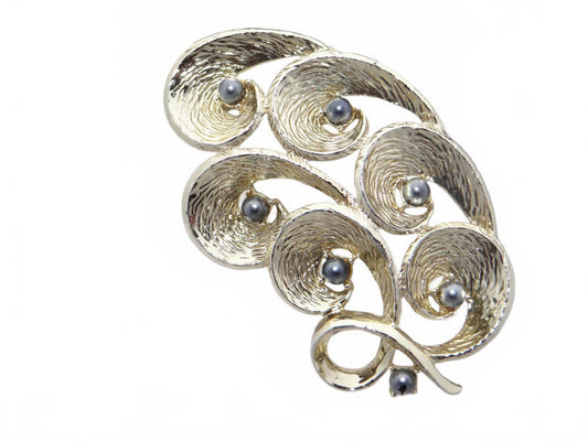 Silver-Tone Brooch with Black Pearls0
