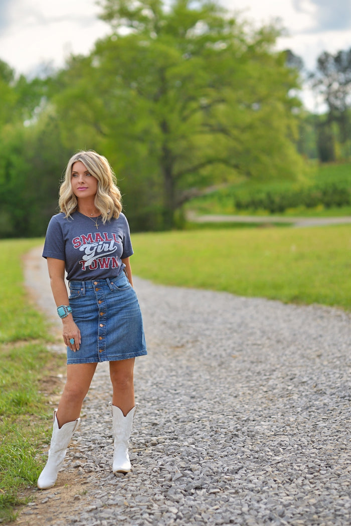 Small Town Girl {NAVY}