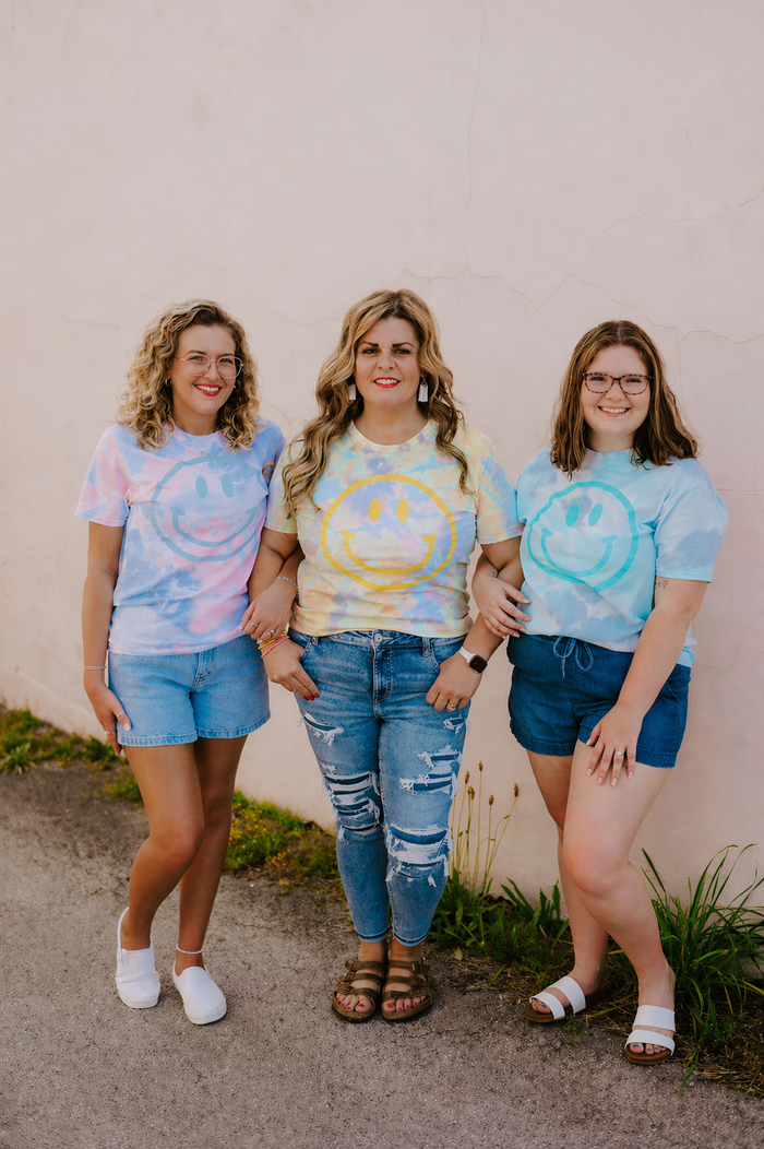 Smiley Face Tie Dye {3 colors}