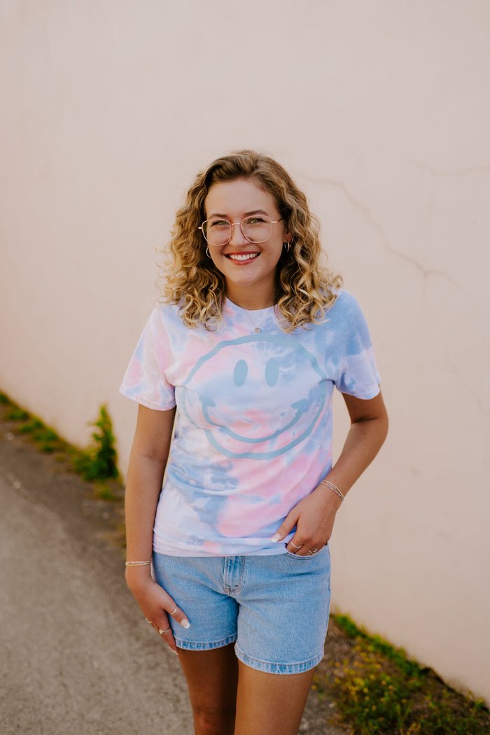 Smiley Face Tie Dye {3 colors}
