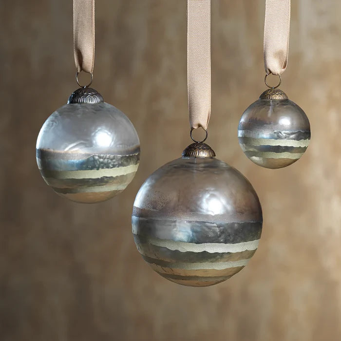 SMOKED BALL ORNAMENT- 5