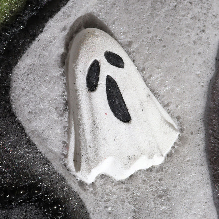 Spooky Classics — Vegan Halloween Bath Bomb & Body Care Gift Set