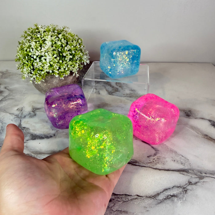 Squishy Toy - Quick Squeeze Glitter Cube