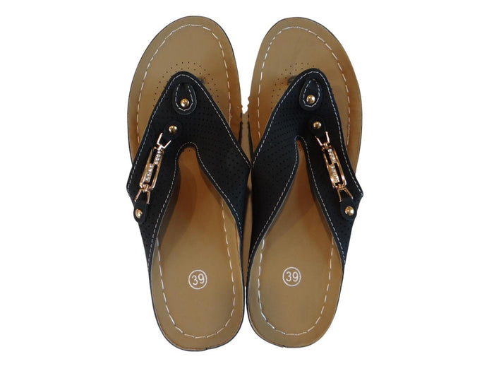 Stylish Women's Black Flip Flop Sandals with Decorative Buckle3