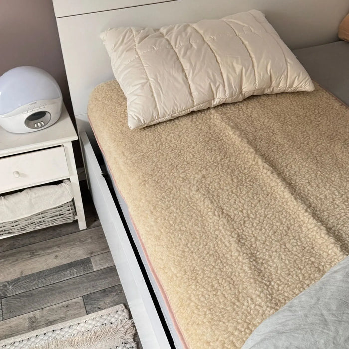 Surmatelas fin en laine vierge Sassoupi Beige - 60x130cm