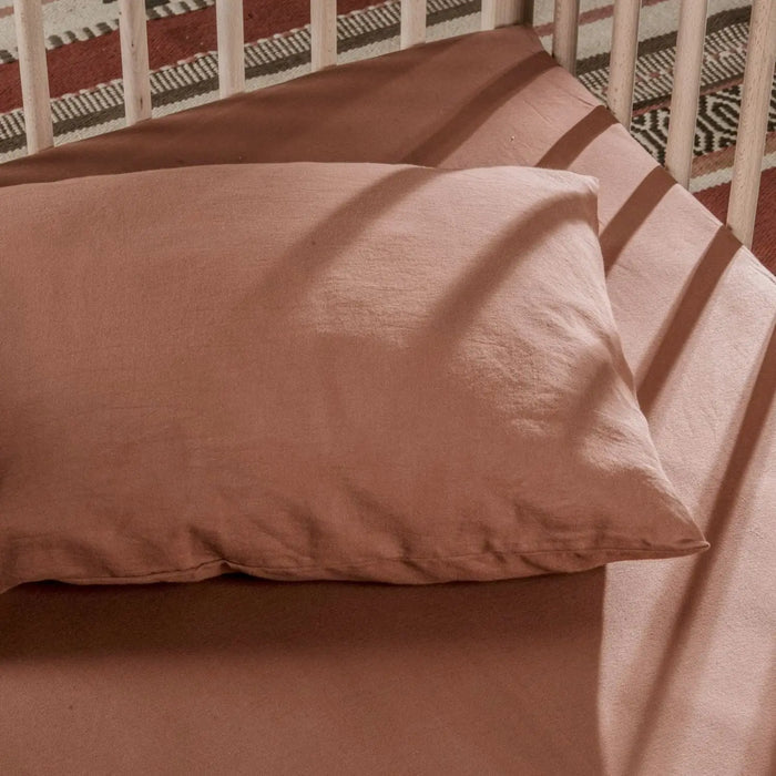 Taie d’oreiller bébé en coton bio Kadolis -  Terracotta 40x60cm