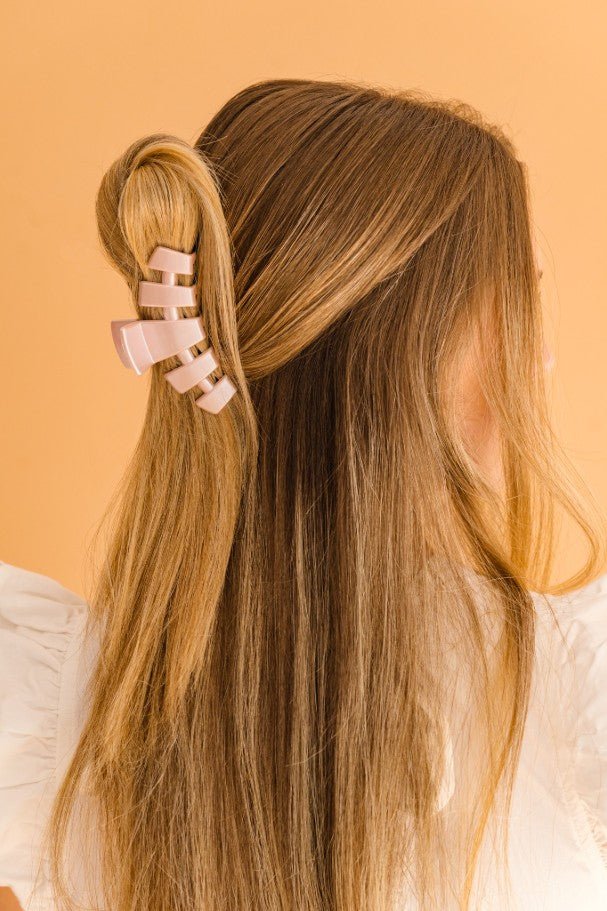 Medium / Pearly Pink