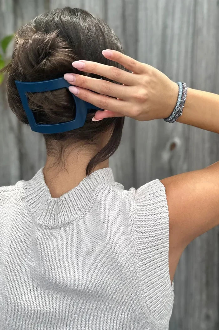 Large Flat Clip / Midnight Rain